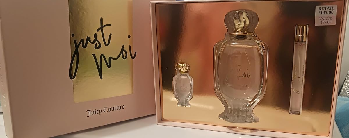 Juicy Couture Just Moi Eau De Parfum worn by a model